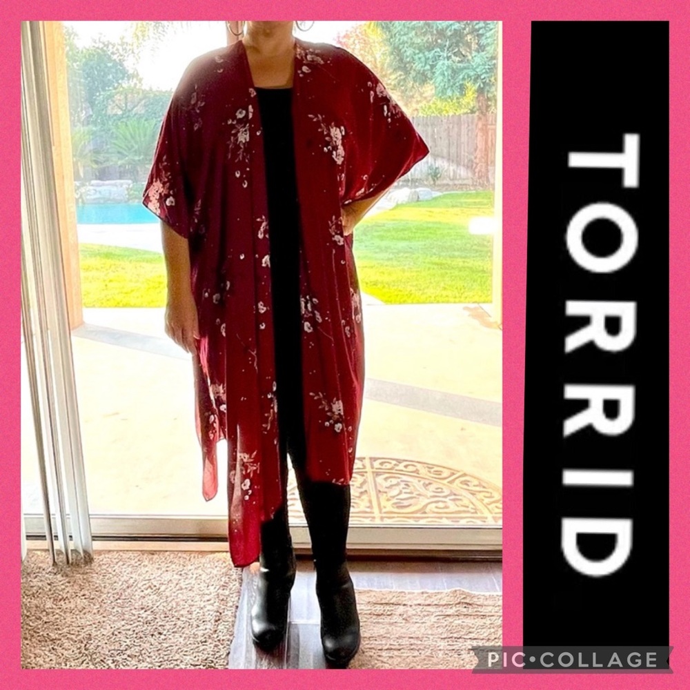 Torrid Plus Size 1/2 fits sizes 14/16 or 18/20, Marune Gorgeous Winter color,